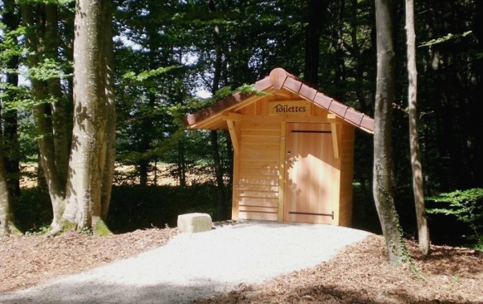 La toilette sèche de Marlioz vue de l'avant