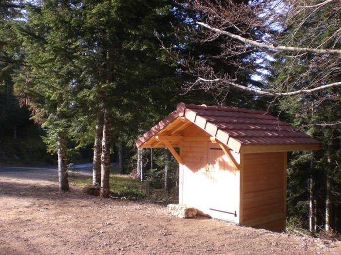 Ma première toilette sèche dans le massif du Jura à Giron…